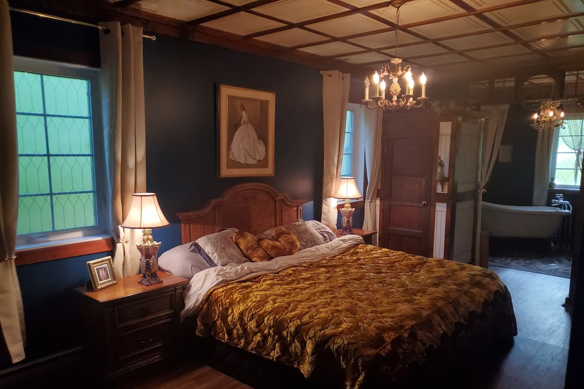 Luxury Suite | Free WiFi