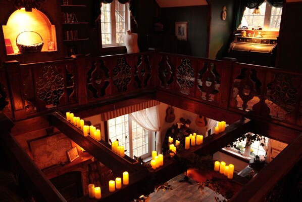 Living area - Le Manoir aux Secrets (Rawdon)