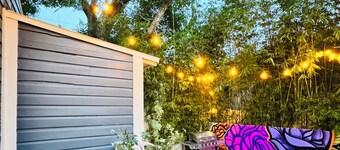 Sunny 5-bedroom Family Central Florida Getaway - AC, WiFi & Private Garden