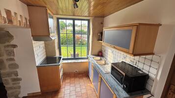 Microwave, oven, stovetop