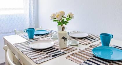 JMJ Nono, charming 1-bedroom holiday house with AC, WiFi in lovely Piran