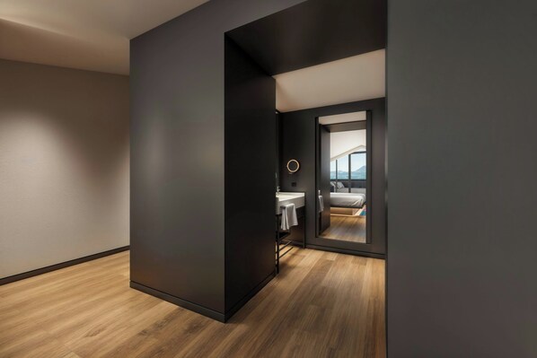 Room, 1 King Bed, Sea View (Terrace) | Free WiFi, bed sheets - Aloft Istanbul Karakoy (Istanbul)