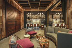 Lounge - The Somm Hotel & Spa, Autograph Collection (Woodinville)
