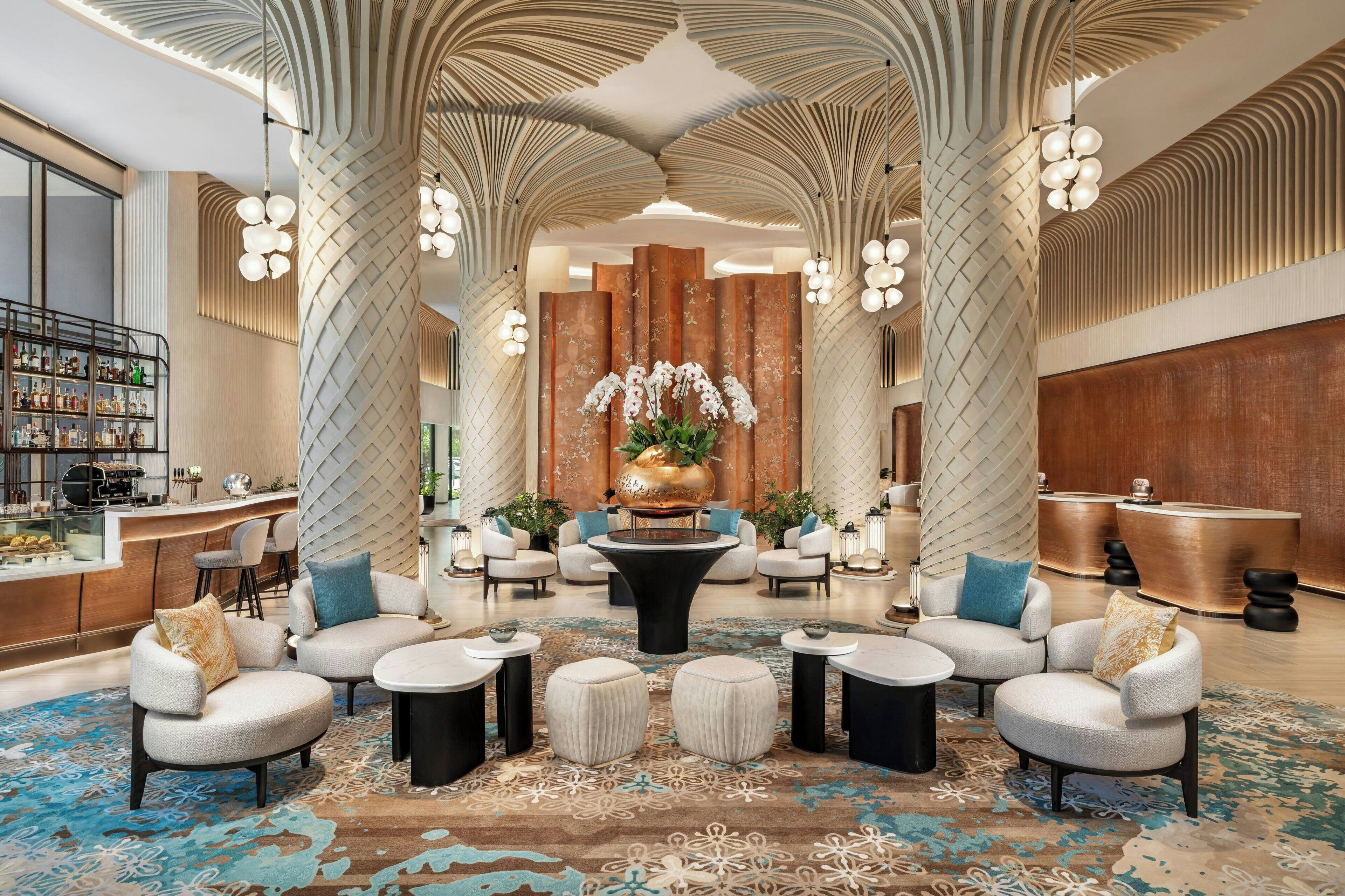 2 bar/lounge, bar a bordo piscina