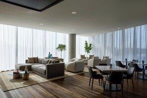 Serves lunch and dinner - JW Marriott Reston Station (Reston)