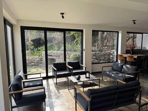 Appartement, uitzicht op tuin | Woonruimte