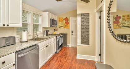 NEW! Upscale Private 3 Bed, Free Parking, W&D, A.C., Near MBTA, Backyard