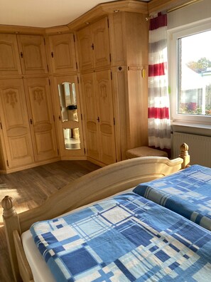 7 bedrooms, iron/ironing board, travel cot, free WiFi - Villa in the middle of Haselünnne (Haselünne)