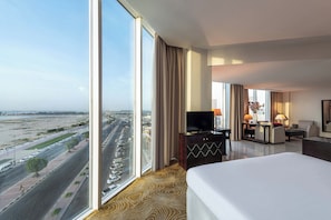 Panoramic Suite, Sea View | In-room safe, laptop workspace, blackout curtains, soundproofing