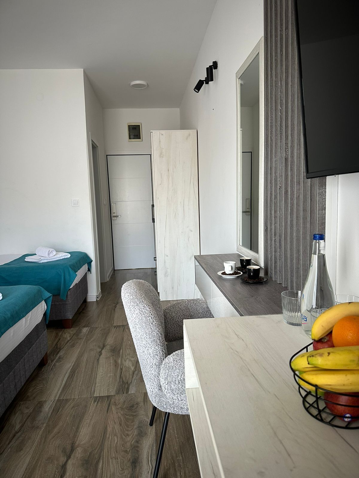 Deluxe Triple Room, Balcony, City View