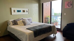 1 chambre, bureau, Wi-Fi gratuit, draps fournis