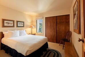 2 chambres, fer et planche à repasser, accès au Wi-Fi (inclus)