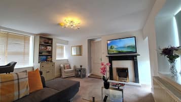 Cottage | Living area