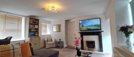 Cottage | Living area