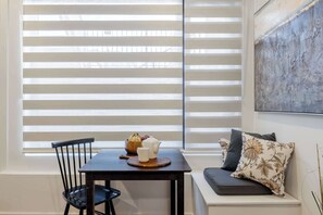 تناول الطعام