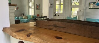  Harbor Springs 4-bedroom cottage.