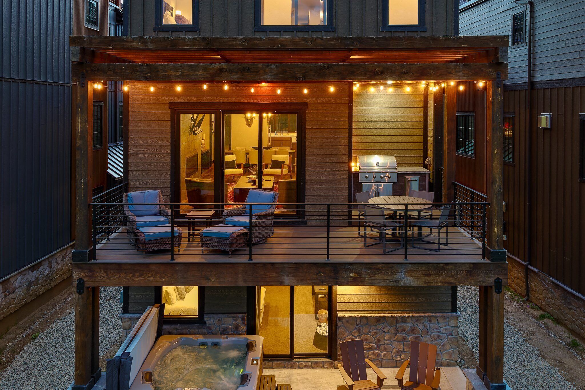 تناول الطعام بالخارج