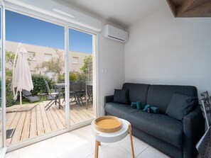 TV - Villa 6 pers with pool near the beach (Sérignan)