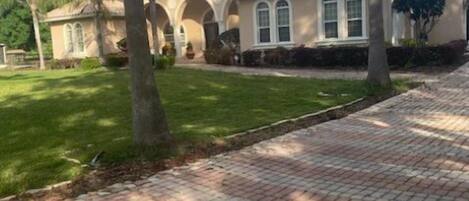 Facciata della struttura