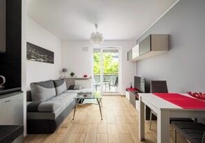 TV - Włochy Popularna Charming Studio (Warszawa)