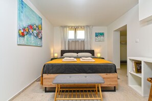 2 bedrooms, internet