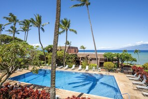 Outdoor pool - Kuleana 310 (Lahaina)