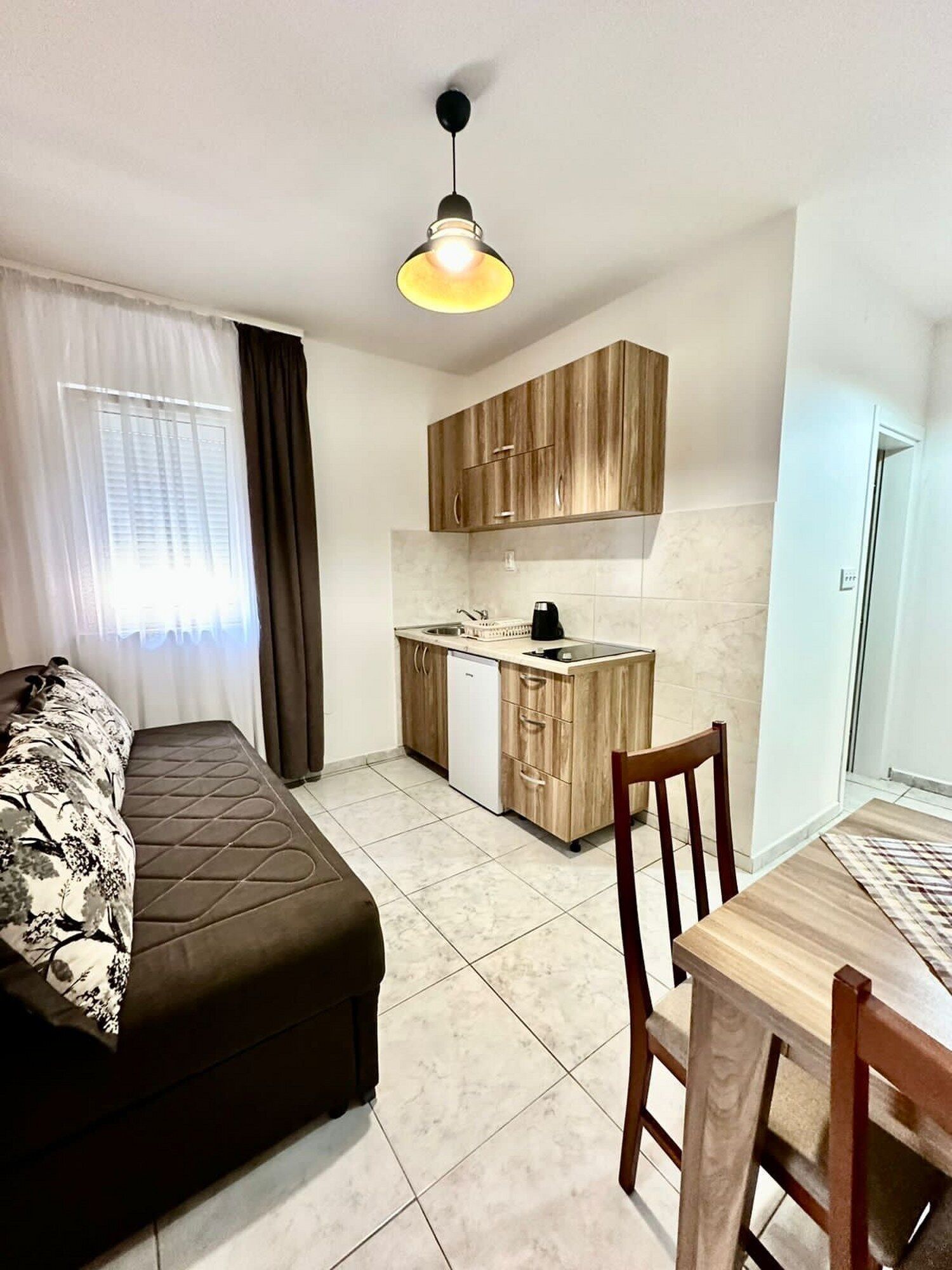 Apartamento Confort, balcón, vistas a la ciudad | Zona de estar