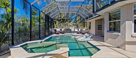 Et oppvarmet basseng