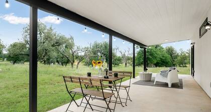 Art Ranch: Goldsworthy | Hill Country Getaway, Gas Grill, Art Classes Onsite