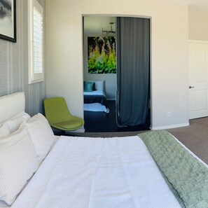 1 bedroom, iron/ironing board, free WiFi, bed sheets - Ta-Ta Darling Luxury Temecula Wine Country Retreat Near Lake Skinner & Pechanga (Winchester)