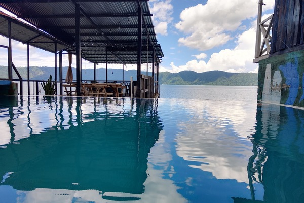 Udendørs pool