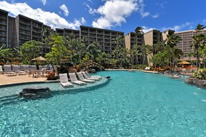 2 outdoor pools