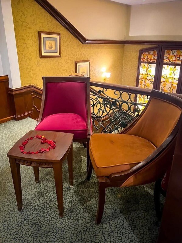 Sala de estar en el lobby