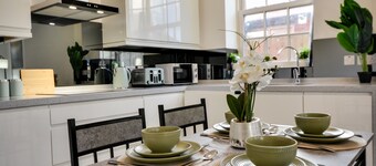 Cosy Wigan Apartment With Sunny Views