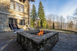 Terrace/patio - Vila Negoiu - timeless elegance for 12 (Sinaia)