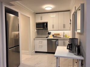 Microwave, stovetop, dishwasher