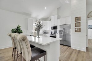 Fridge, microwave, coffee/tea maker, toaster