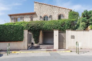 Exterior - Upstays Pool Garden 191m² Villa (Cannes)