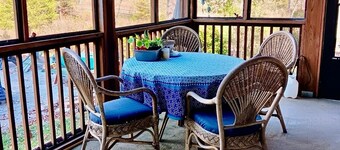 Outdoorsy & Relaxation-Focused