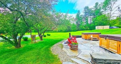 Alpenglow Chalet: Beautiful 4BR w/Pool+Pickleball