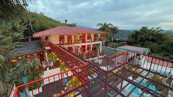 Façana frontal de l'allotjament