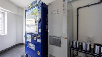 Vending machine
