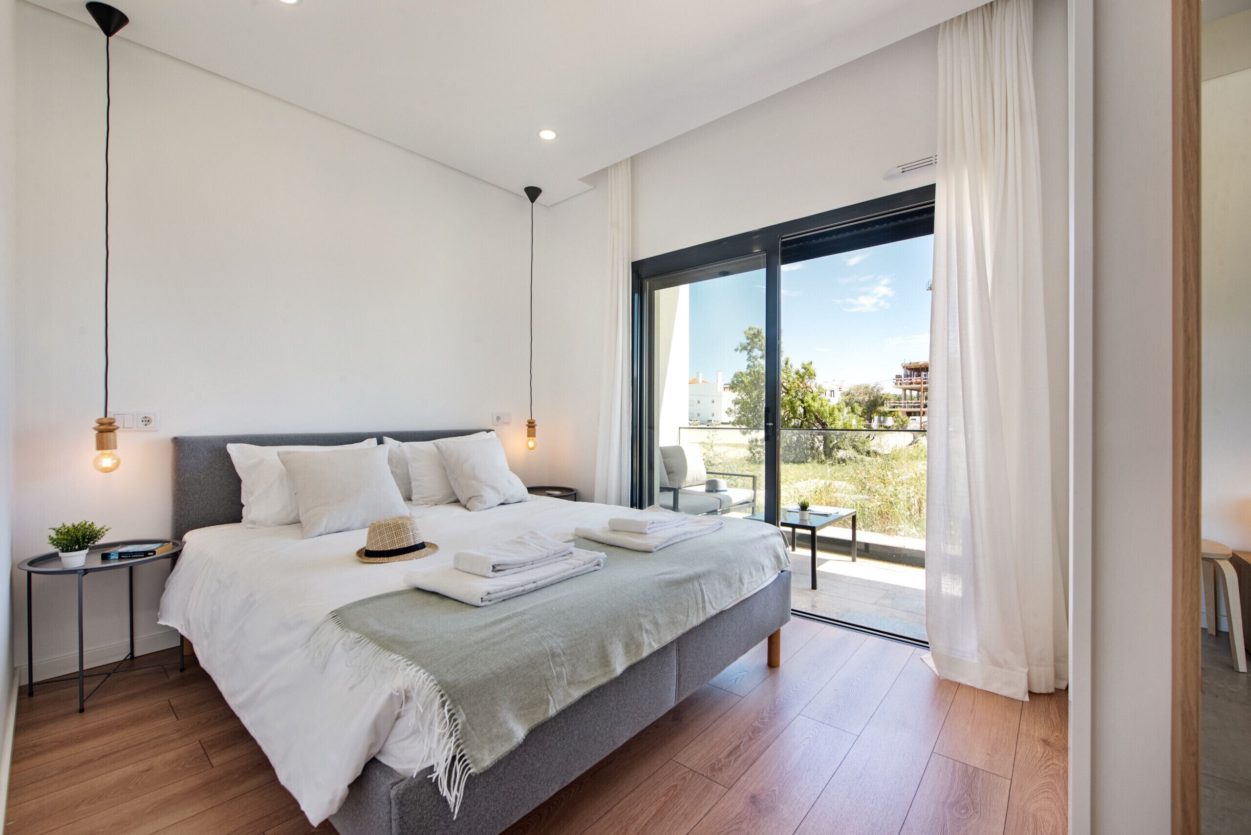 1 slaapkamer, een strijkplank/strijkijzer, gratis wifi, beddengoed