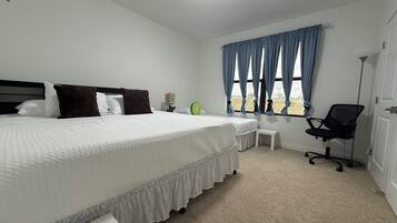 4 Schlafzimmer, Bügeleisen/Bügelbrett, WLAN, Bettwäsche