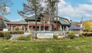 Exterior - Luxury 2BR Marriott Timber Lodge (South Lake Tahoe)