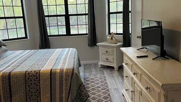 3 chambres, bureau, fer et planche Ă repasser, Wi-Fi gratuit