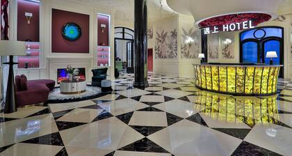 Meet the designer hotel