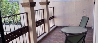 Charming 2-bedroom house in fabulous Juárez with AC, fitness room, WiFi