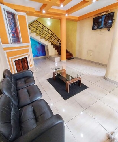 Welcoming 2-bedroom 2 beds apartment with WiFi in Quito