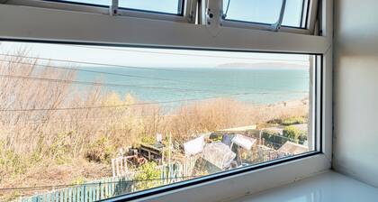Sea view cottage near snowdon & coastal trails